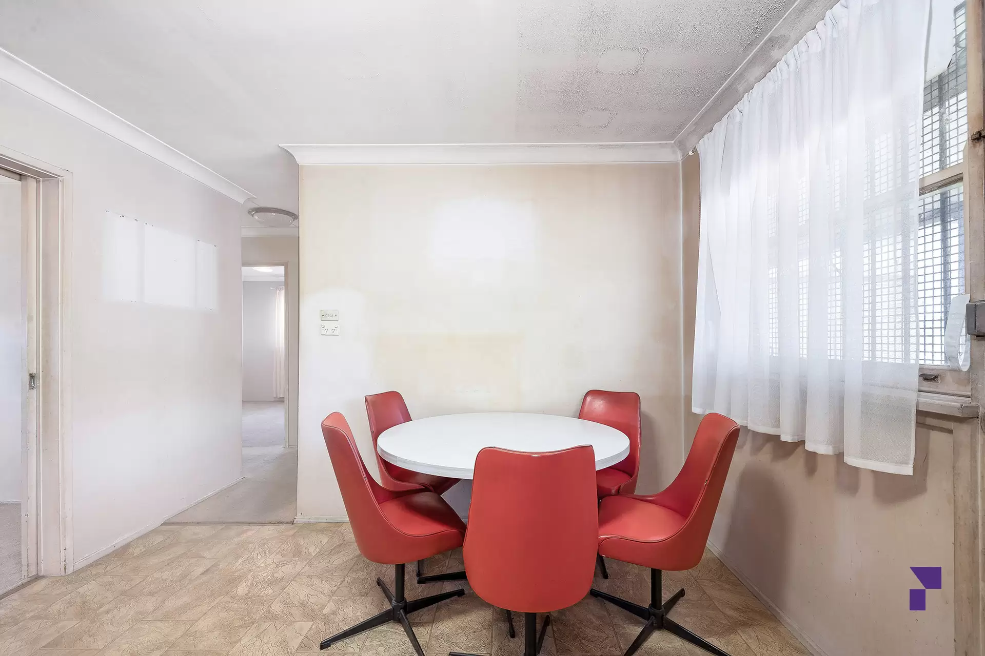 11 Gilliver Crescent, Greenacre Auction by Pace Property Agents - image 1