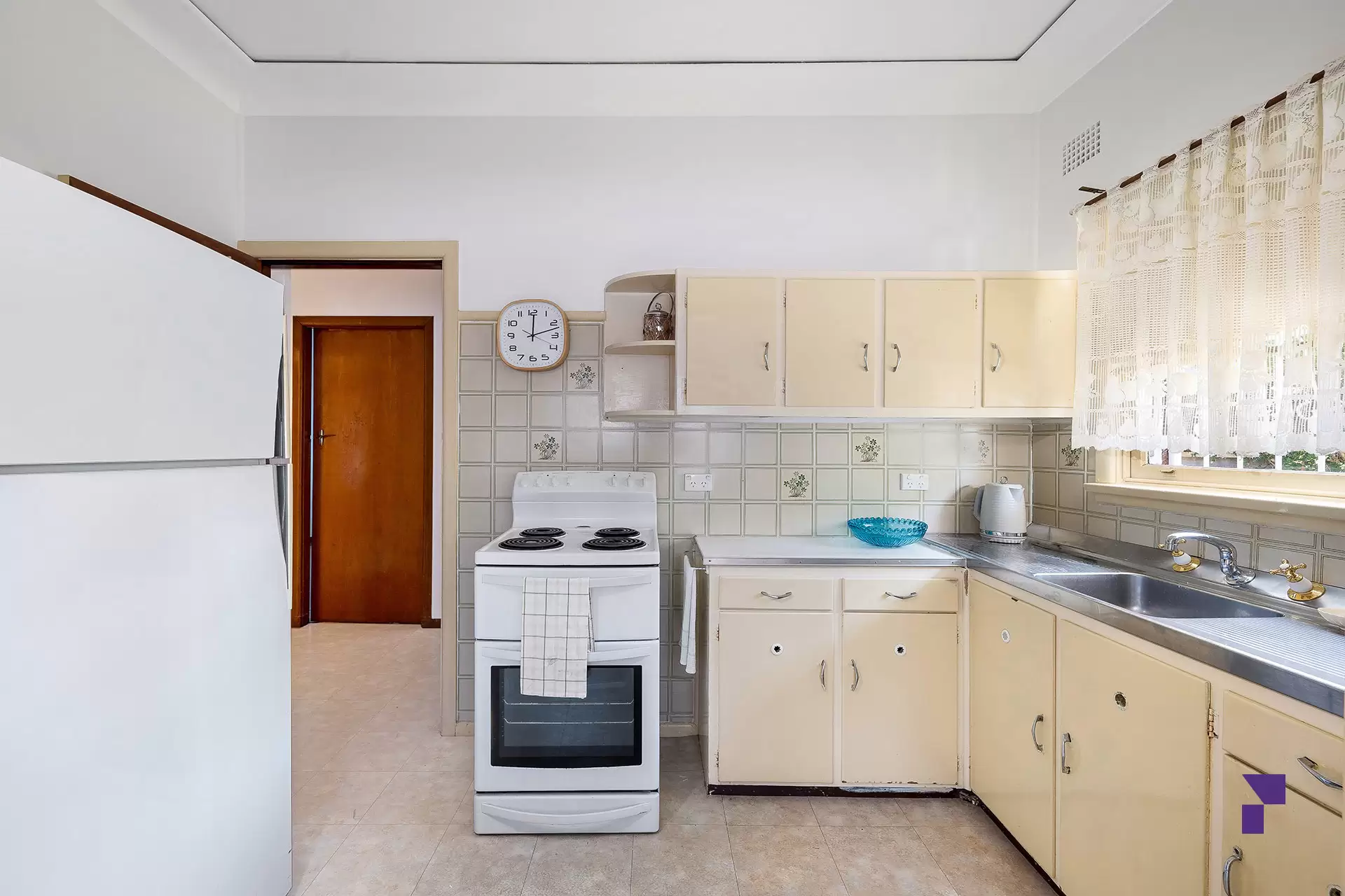 20 Hope Street, Regents Park Auction by Pace Property Agents - image 1