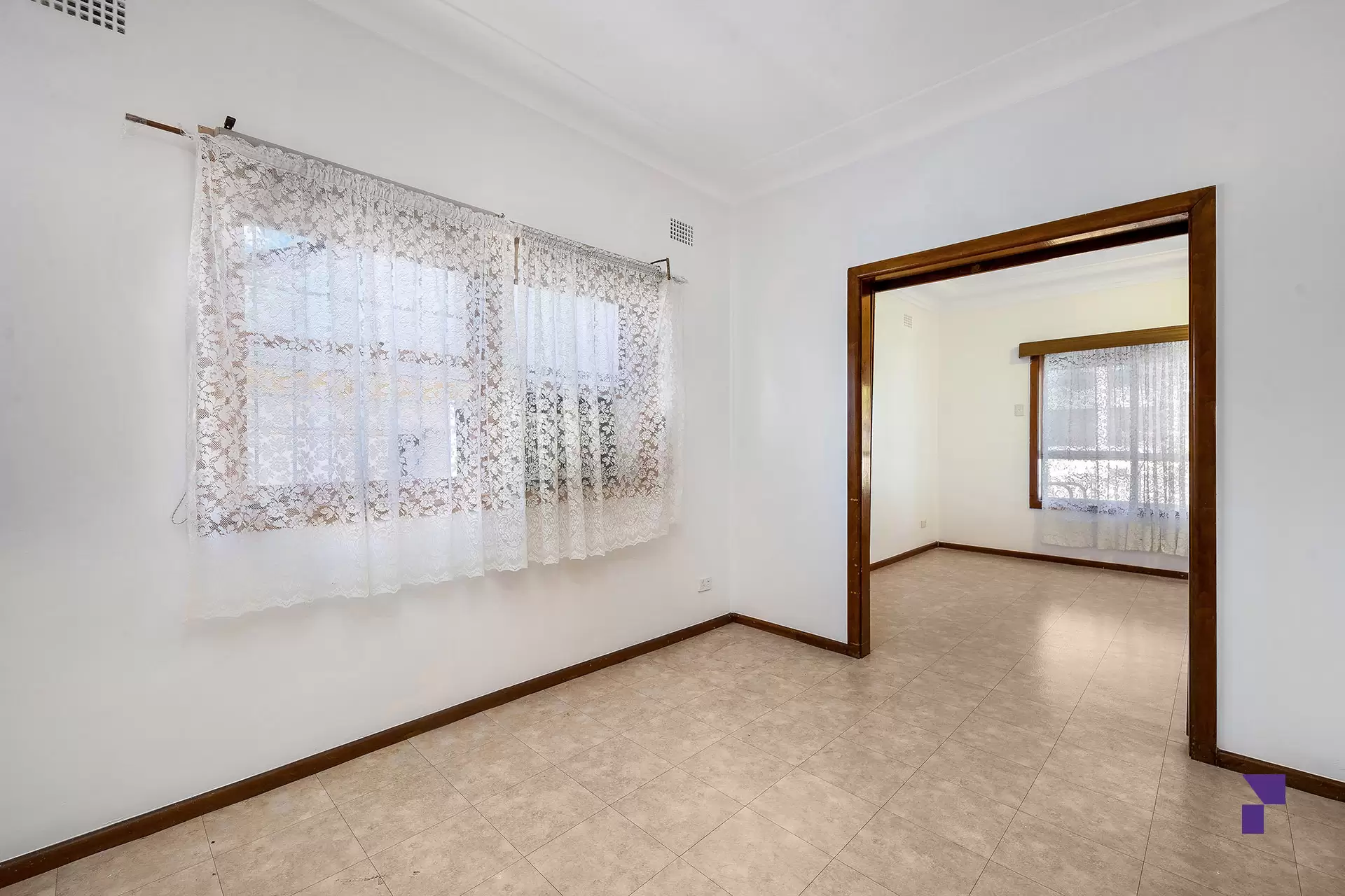 20 Hope Street, Regents Park Auction by Pace Property Agents - image 1